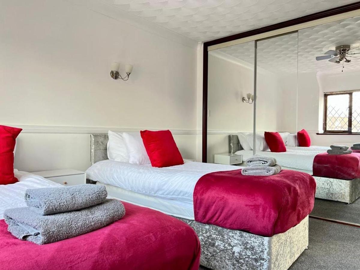 The Deja View House By Incredible Stay Peterborough Bagian luar foto