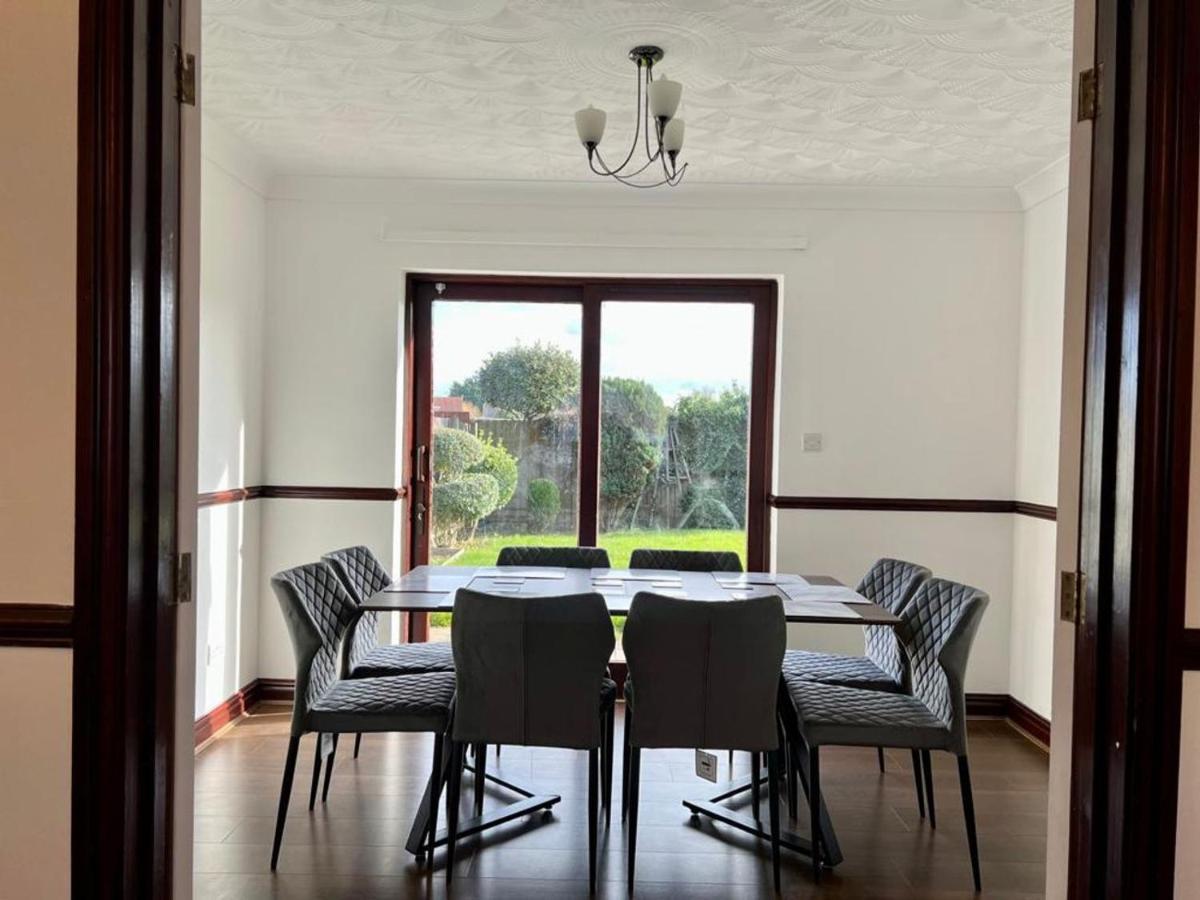 The Deja View House By Incredible Stay Peterborough Bagian luar foto